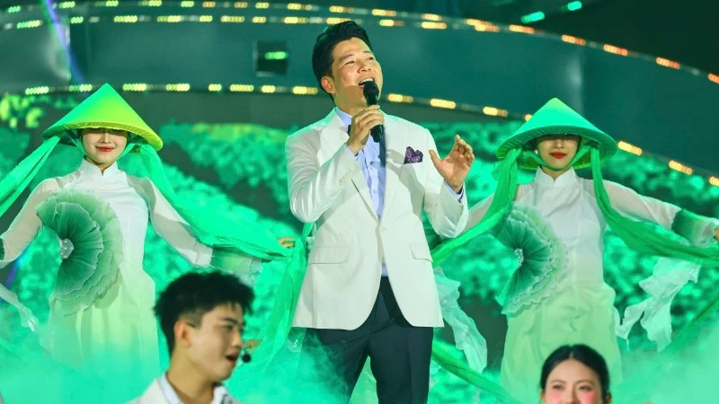 Nhảy sạp lập kỷ lục trong đêm khai mạc Mùa du lịch Thái Nguyên 2026 Nhảy sạp lập kỷ lục trong đêm khai mạc Mùa du lịch Thái Nguyên 2026