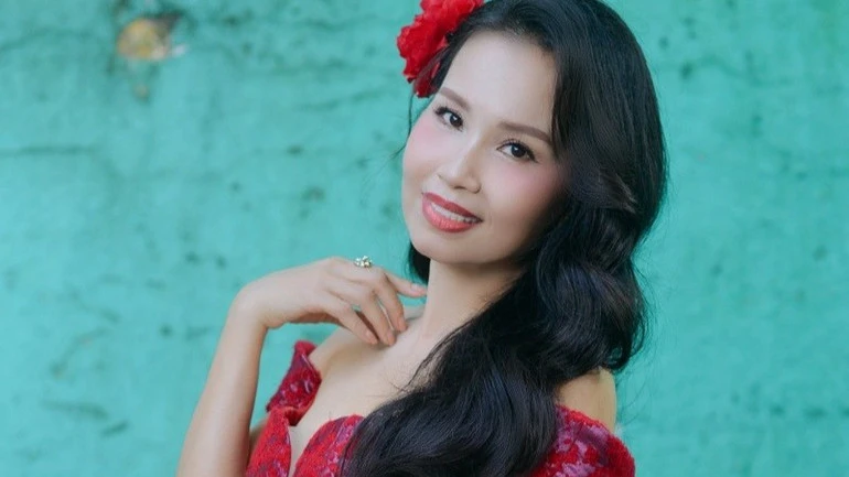 Những màn kết hợp độc đáo ở concert "Vé về thanh xuân” Những màn kết hợp độc đáo ở concert "Vé về thanh xuân”