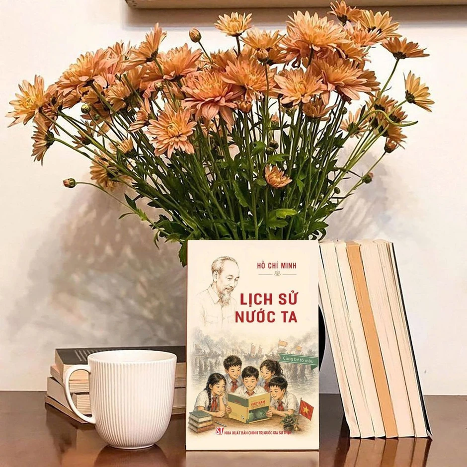 Những trang sách về Bác Hồ lan tỏa tình yêu nước và khát vọng Việt Nam Những trang sách về Bác Hồ lan tỏa tình yêu nước và khát vọng Việt Nam