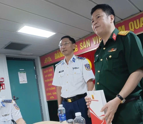 Nối dài dòng chảy văn học về lực lượng vũ trang và chiến tranh cách mạng Nối dài dòng chảy văn học về lực lượng vũ trang và chiến tranh cách mạng