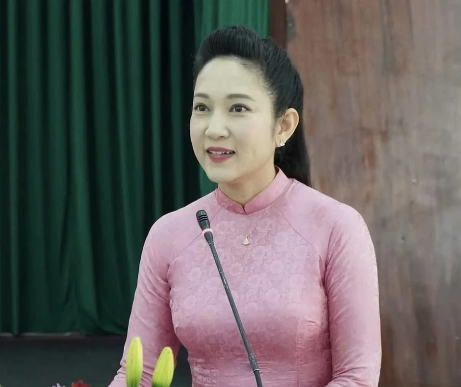 NSND Nguyễn Thị Thanh Thúy: TP.HCM có cơ hội để trở thành trung tâm công nghiệp văn hóa NSND Nguyễn Thị Thanh Thúy: TP.HCM có cơ hội để trở thành trung tâm công nghiệp văn hóa