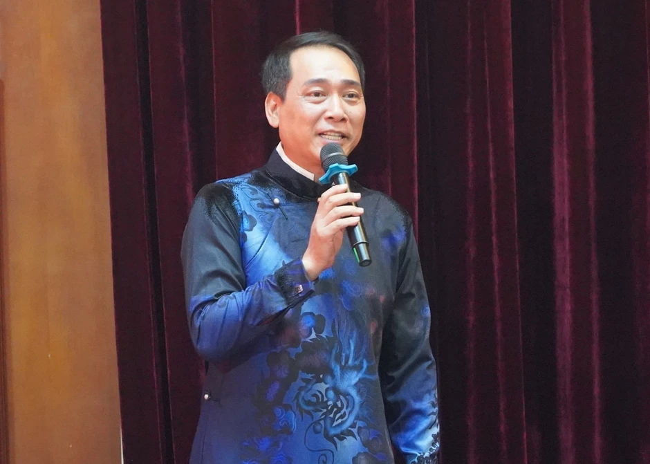 NSND Xuân Bắc, Tự Long và hàng nghìn nghệ sĩ dâng hương Tổ nghề sân khấu