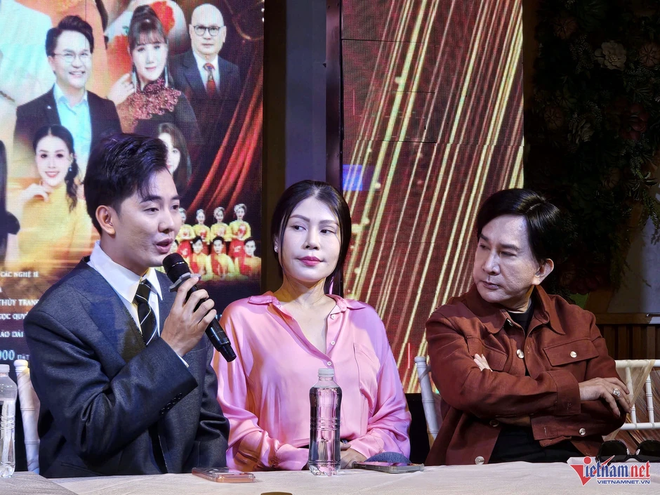 NSƯT Kim Tử Long: Làm show phải huề vốn hoặc lời, đừng làm cho lỗ! NSƯT Kim Tử Long: Làm show phải huề vốn hoặc lời, đừng làm cho lỗ!