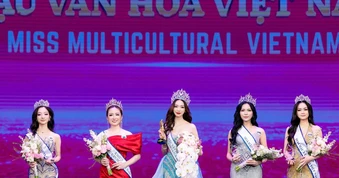 Nữ sinh 18 tuổi đăng quang Hoa hậu Văn hóa Việt Nam 2026