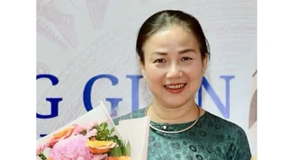 PGS-TS Trần Yến Chi: Giảng đường phải song hành với sàn diễn