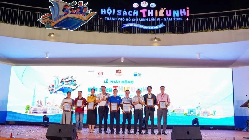 Phát động hưởng ứng Hội sách Thiếu nhi Thành phố Hồ Chí Minh Phát động hưởng ứng Hội sách Thiếu nhi Thành phố Hồ Chí Minh
