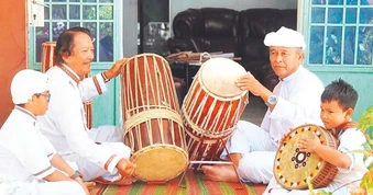 Phát huy tiếng nói cộng đồng trong bảo tồn di sản