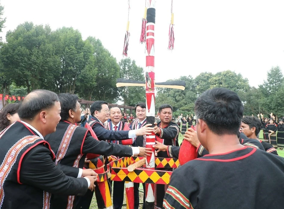 Phó Thủ tướng Mai Văn Chính: Văn hóa là động lực cho tương lai Phó Thủ tướng Mai Văn Chính: Văn hóa là động lực cho tương lai