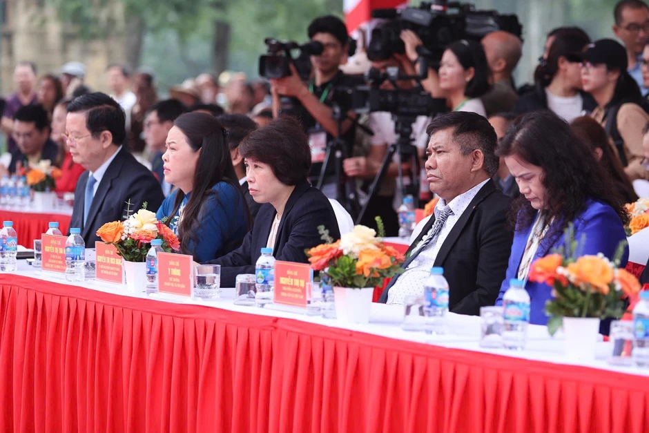 Phó Thủ tướng Mai Văn Chính: Văn hóa là động lực cho tương lai Phó Thủ tướng Mai Văn Chính: Văn hóa là động lực cho tương lai