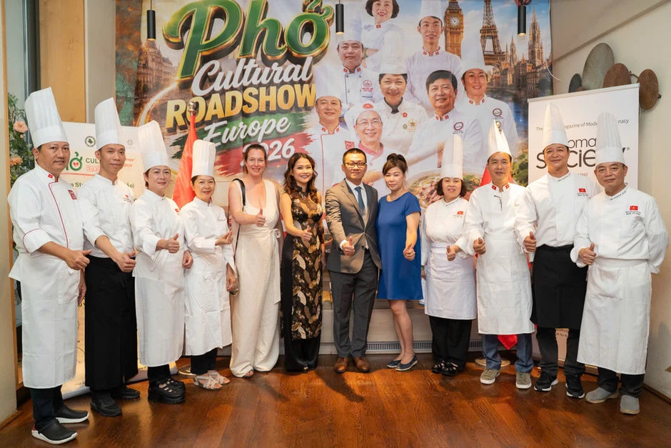Phở và văn hóa ẩm thực mang bản sắc Việt Nam đến gần hơn với châu Âu và thế giới Phở và văn hóa ẩm thực mang bản sắc Việt Nam đến gần hơn với châu Âu và thế giới