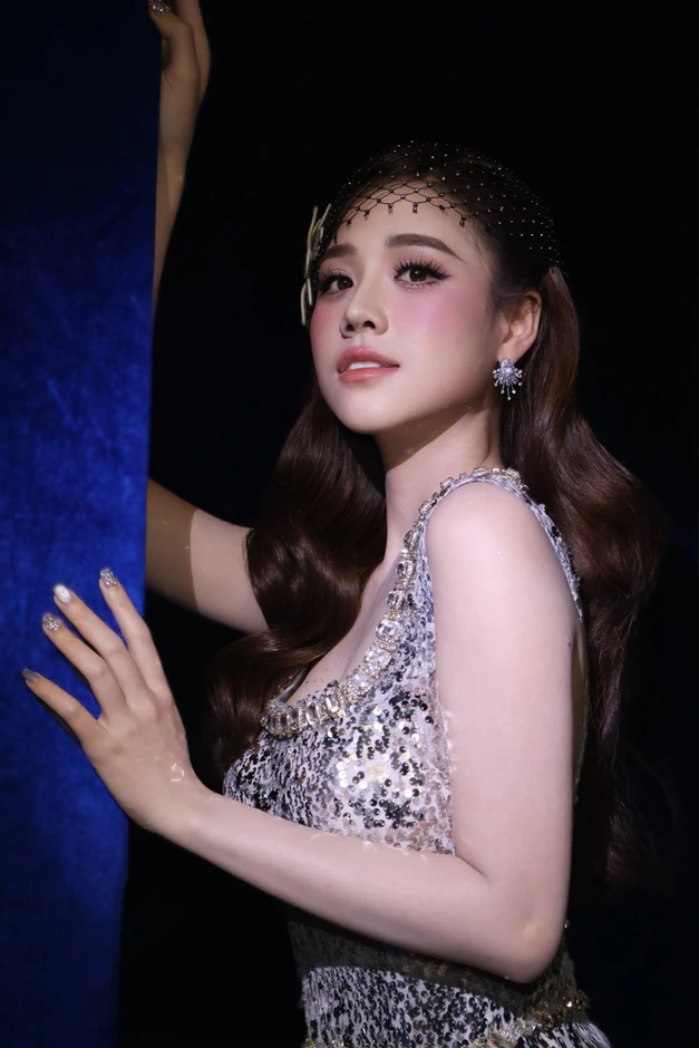 Quán quân được ví như hoa hậu sống một mình sau mối tình 2 năm độc hại Quán quân được ví như hoa hậu sống một mình sau mối tình 2 năm độc hại