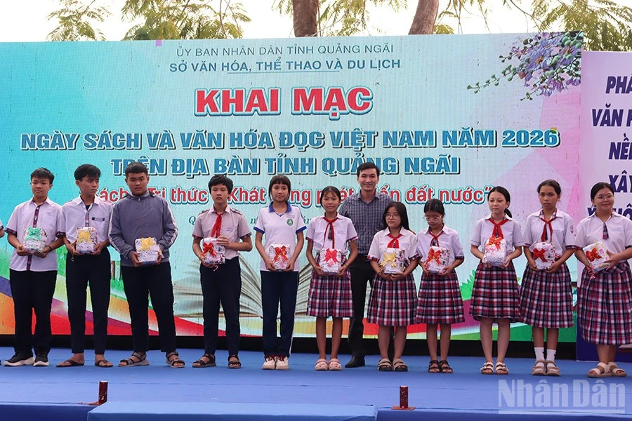 Quảng Ngãi tổ chức nhiều hoạt động thiết thực hưởng ứng Ngày Sách và Văn hóa đọc Việt Nam Quảng Ngãi tổ chức nhiều hoạt động thiết thực hưởng ứng Ngày Sách và Văn hóa đọc Việt Nam