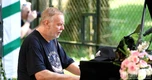 Rick Wakeman: "Tôi muốn trở lại Việt Nam chơi nhạc cho gấu"