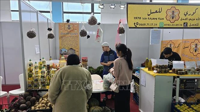Sắc màu cuộc sống: Ấm áp lễ xả chay Ramadan tại Algeria Sắc màu cuộc sống: Ấm áp lễ xả chay Ramadan tại Algeria