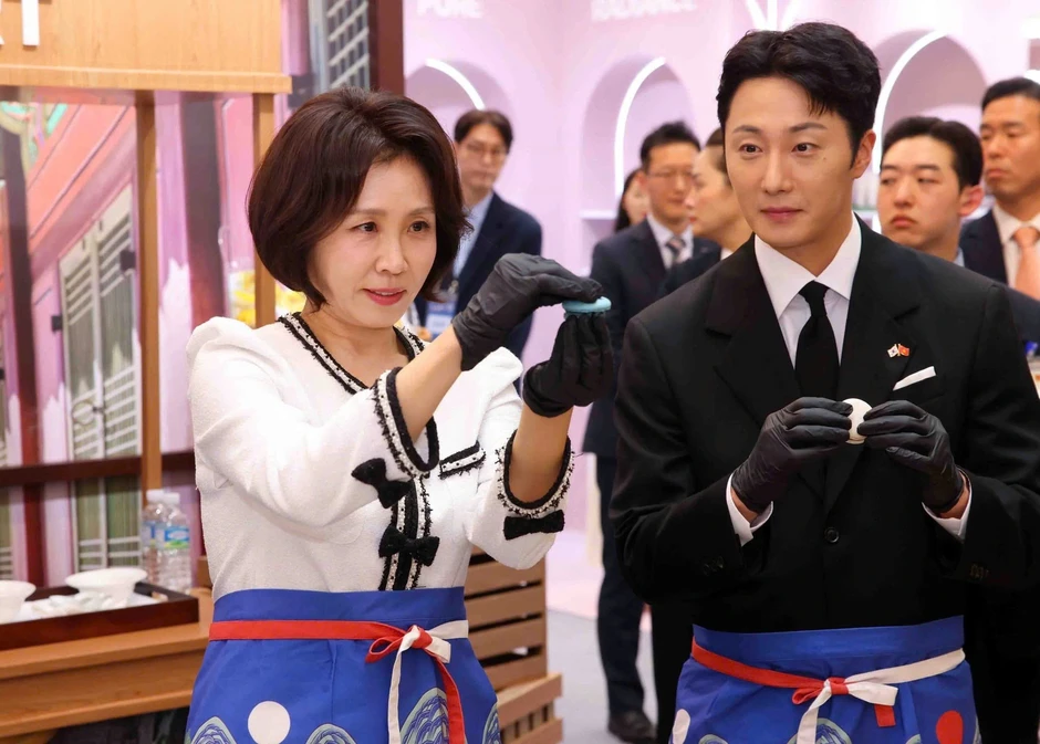 Sao phim 'Gia đình là số 1' Jung Il Woo và 'bí mật' tại Việt Nam Sao phim 'Gia đình là số 1' Jung Il Woo và 'bí mật' tại Việt Nam