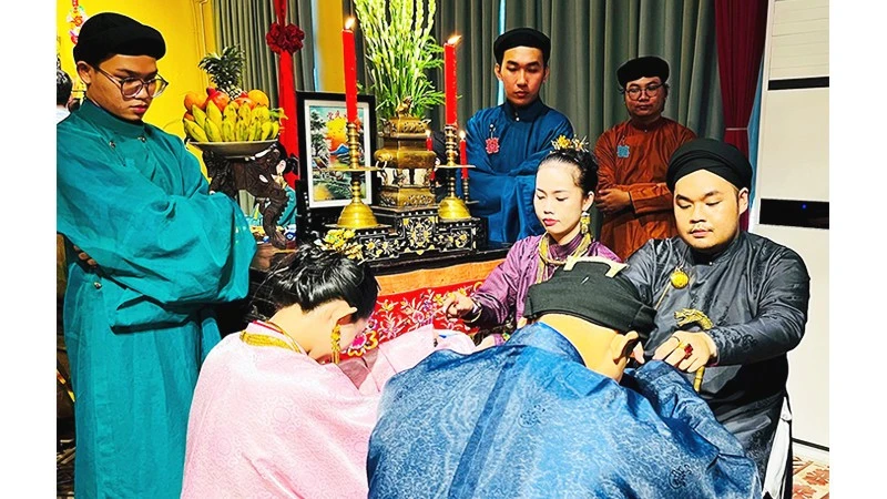 Tái hiện lễ cưới Nam Bộ xưa Tái hiện lễ cưới Nam Bộ xưa