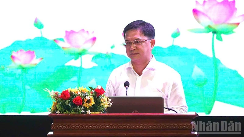Tạo “cú huých” chính sách cho công nghiệp văn hóa Tạo “cú huých” chính sách cho công nghiệp văn hóa