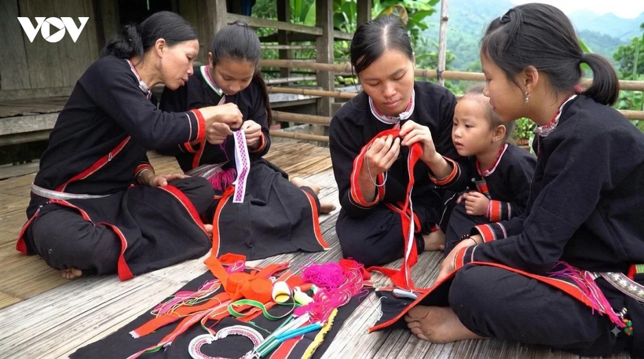 Thái Nguyên: Giữ sắc chàm Sán Chỉ ở Khâu Đấng Thái Nguyên: Giữ sắc chàm Sán Chỉ ở Khâu Đấng