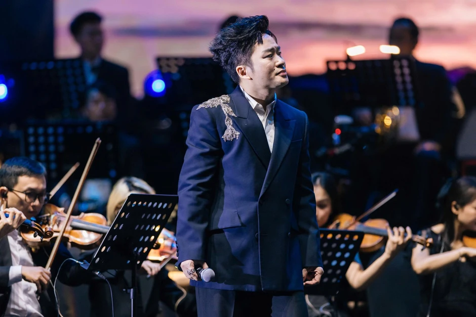 Thanh Lam, Tùng Dương làm sống lại hit của nhạc sĩ Thanh Tùng trước 4.000 khán giả Thanh Lam, Tùng Dương làm sống lại hit của nhạc sĩ Thanh Tùng trước 4.000 khán giả
