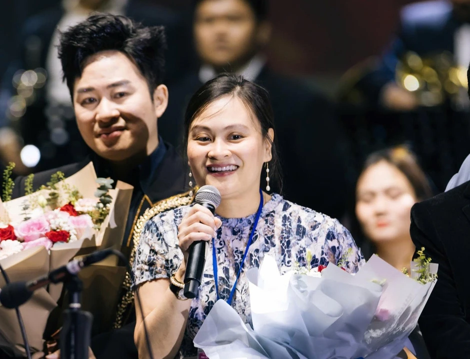 Thanh Lam, Tùng Dương làm sống lại hit của nhạc sĩ Thanh Tùng trước 4.000 khán giả Thanh Lam, Tùng Dương làm sống lại hit của nhạc sĩ Thanh Tùng trước 4.000 khán giả