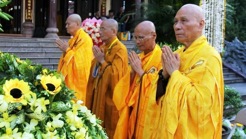 Thành phố Huế: Trang nghiêm cử hành Đại lễ Phật đản Phật lịch 2570 tại tổ đình Từ Đàm Thành phố Huế: Trang nghiêm cử hành Đại lễ Phật đản Phật lịch 2570 tại tổ đình Từ Đàm