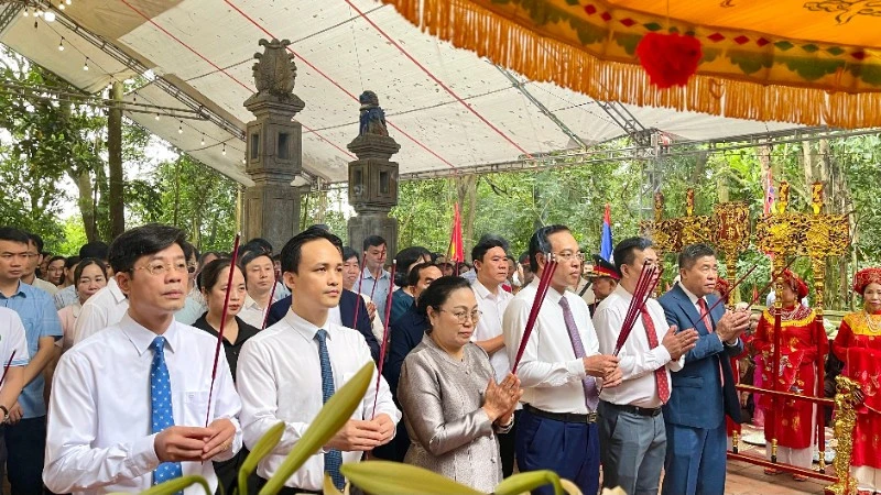 Thắt chặt tình hữu nghị Việt-Lào qua lễ Húy nhật Công chúa Nhồi Hoa năm 2026 Thắt chặt tình hữu nghị Việt-Lào qua lễ Húy nhật Công chúa Nhồi Hoa năm 2026