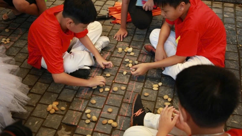 Thêm không gian vui chơi sáng tạo cho trẻ em tại Phố Sách Hà Nội Thêm không gian vui chơi sáng tạo cho trẻ em tại Phố Sách Hà Nội