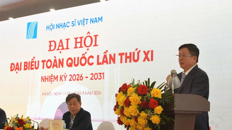 Thiếu tướng, nhạc sĩ Nguyễn Đức Trịnh tái đắc cử Chủ tịch Hội Nhạc sĩ Việt Nam Thiếu tướng, nhạc sĩ Nguyễn Đức Trịnh tái đắc cử Chủ tịch Hội Nhạc sĩ Việt Nam