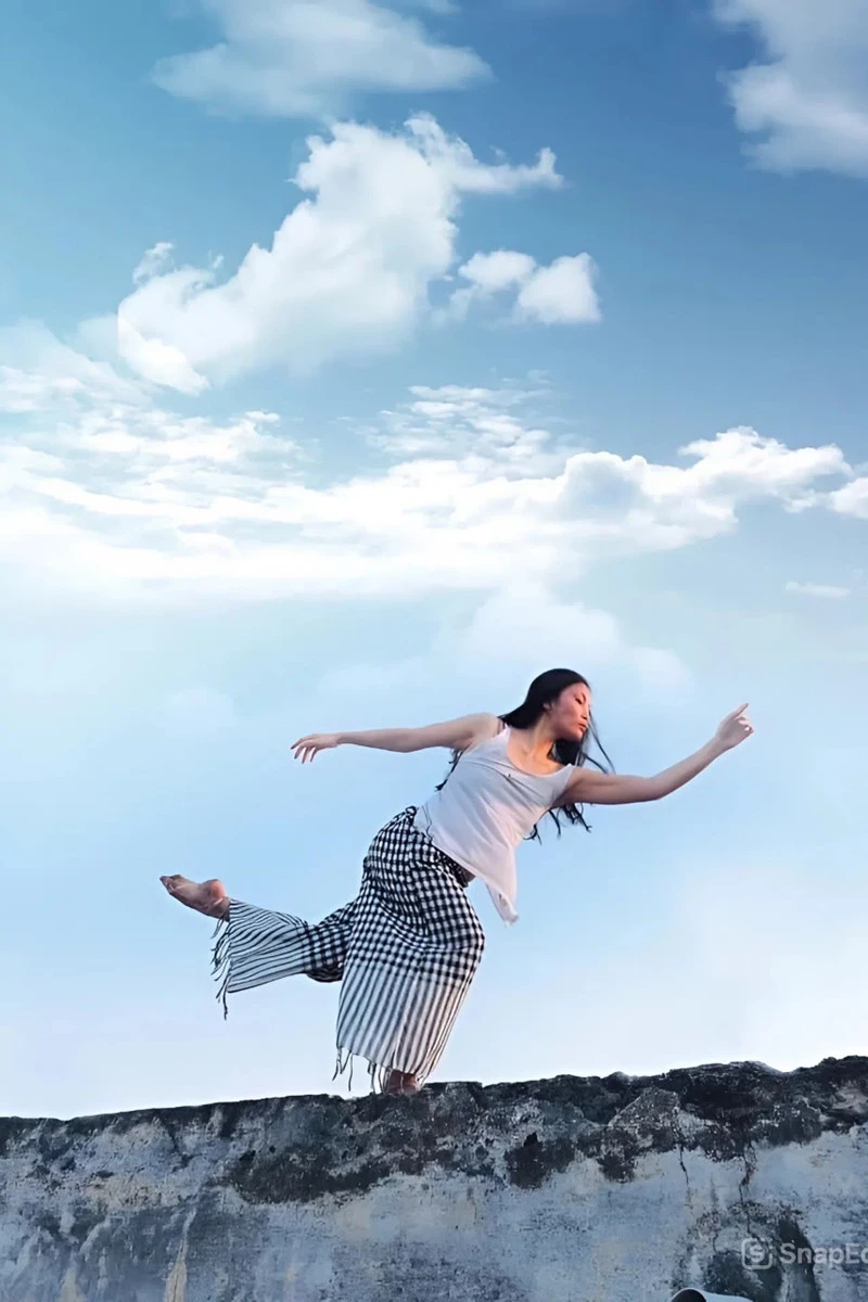 Thượng tá, NSƯT Thanh Hằng: Từ sàn tập rớm máu đến hợp đồng trăm tỷ Thượng tá, NSƯT Thanh Hằng: Từ sàn tập rớm máu đến hợp đồng trăm tỷ