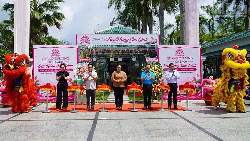 Tiếp sức đến trường, lan tỏa văn hóa đọc ở đường sách Tiếp sức đến trường, lan tỏa văn hóa đọc ở đường sách