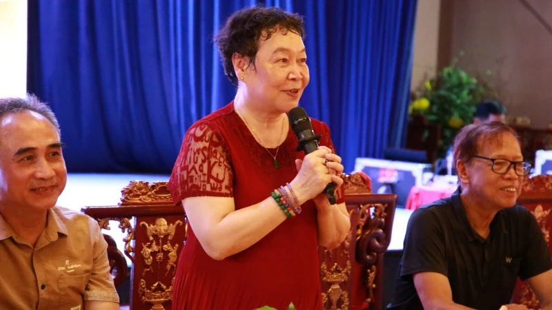 Tôn vinh sáng tạo trong triển lãm gốm "Sắc hạ 2026" Tôn vinh sáng tạo trong triển lãm gốm "Sắc hạ 2026"