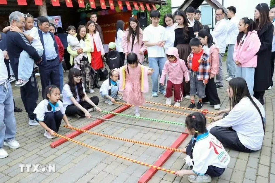 Tôn vinh tiếng Việt: Lan tỏa giá trị và văn hóa Việt ở Belarus Tôn vinh tiếng Việt: Lan tỏa giá trị và văn hóa Việt ở Belarus