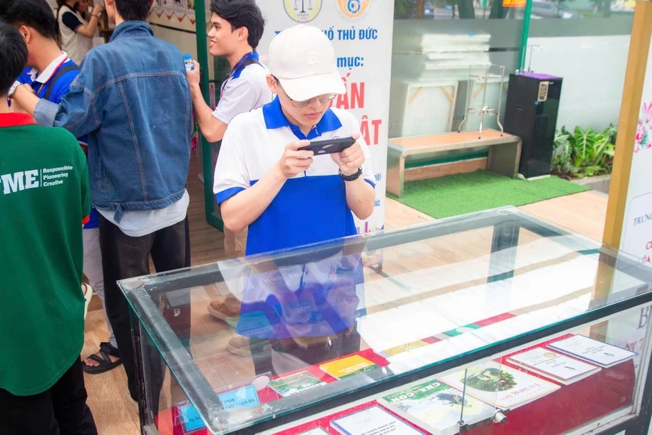 TP.HCM: Sôi nổi chuỗi hoạt động tại Đường sách kỷ niệm ngày sinh Chủ tịch Hồ Chí Minh TP.HCM: Sôi nổi chuỗi hoạt động tại Đường sách kỷ niệm ngày sinh Chủ tịch Hồ Chí Minh