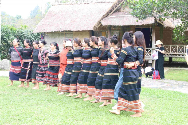 Trải nghiệm văn hoá độc đáo đầu xuân của đồng bào Tây Nguyên tại Thủ đô Hà Nội Trải nghiệm văn hoá độc đáo đầu xuân của đồng bào Tây Nguyên tại Thủ đô Hà Nội