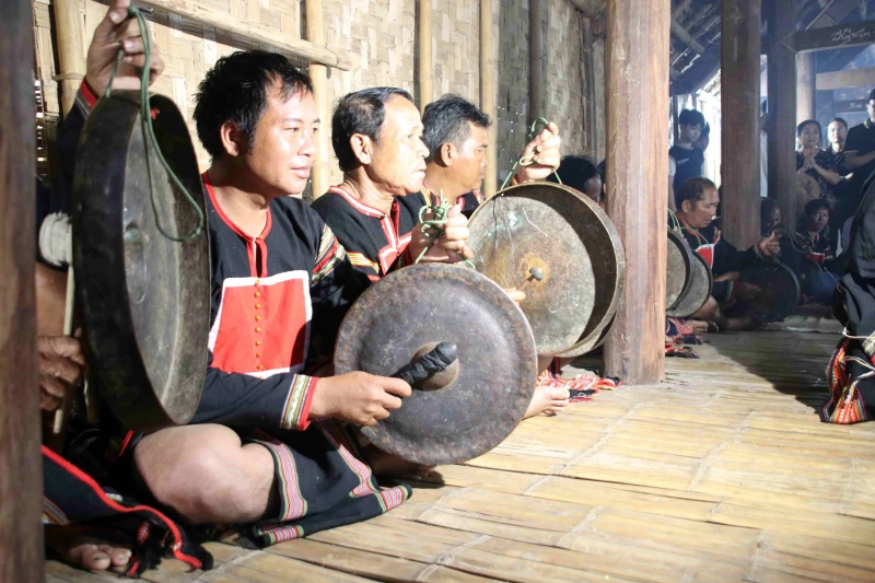 Trải nghiệm văn hoá độc đáo đầu xuân của đồng bào Tây Nguyên tại Thủ đô Hà Nội Trải nghiệm văn hoá độc đáo đầu xuân của đồng bào Tây Nguyên tại Thủ đô Hà Nội