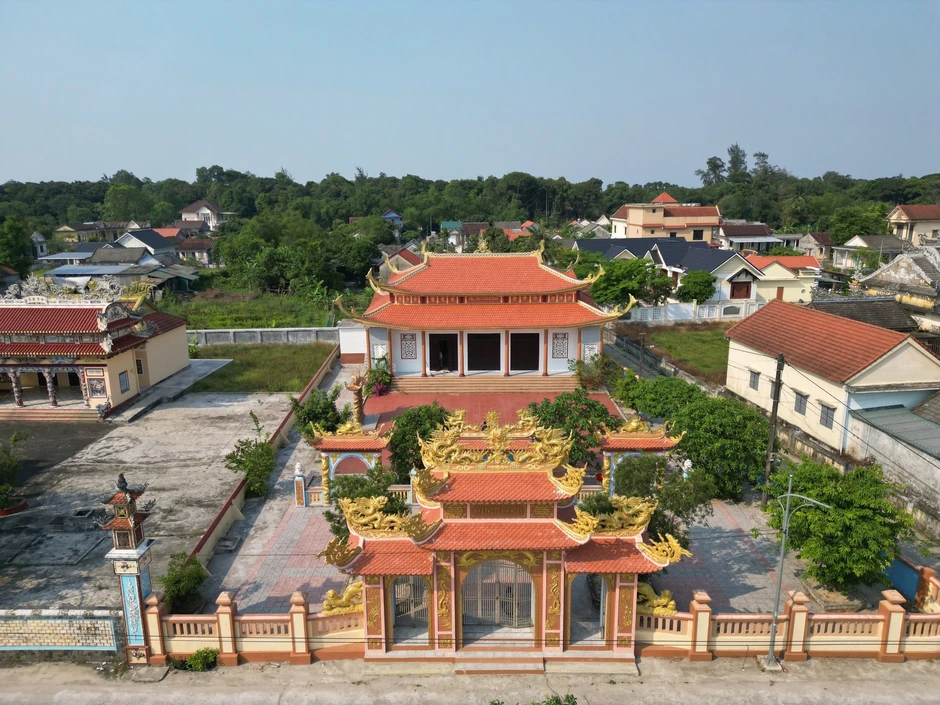 Trăm năm đất tổ kim hoàn: Hai vị tổ sư nghề kim hoàn Việt Trăm năm đất tổ kim hoàn: Hai vị tổ sư nghề kim hoàn Việt