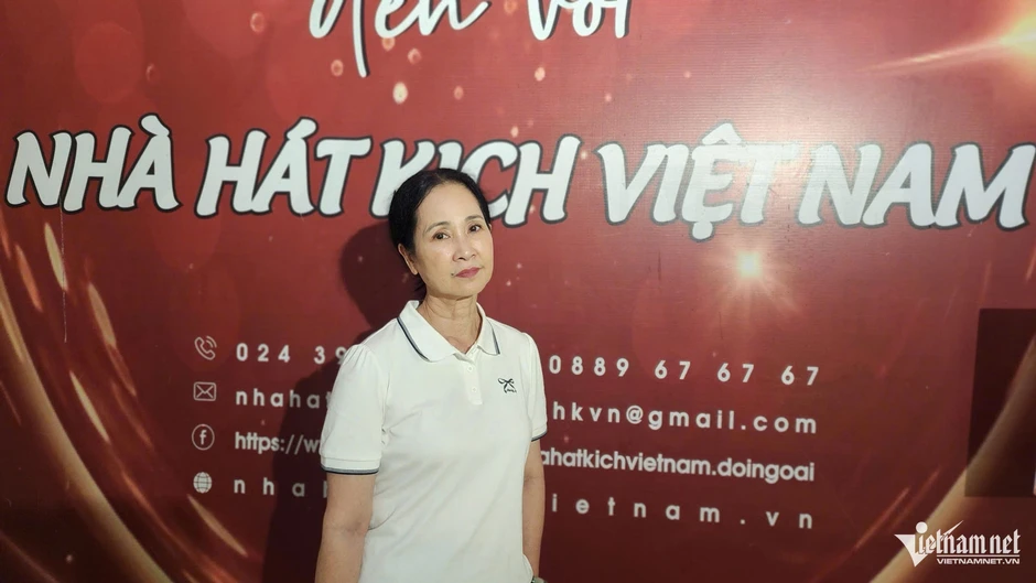 Trăn trở của NSND Lan Hương, NSƯT Kiều Minh Hiếu khi Nhà hát Kịch VN chuyển trụ sở Trăn trở của NSND Lan Hương, NSƯT Kiều Minh Hiếu khi Nhà hát Kịch VN chuyển trụ sở