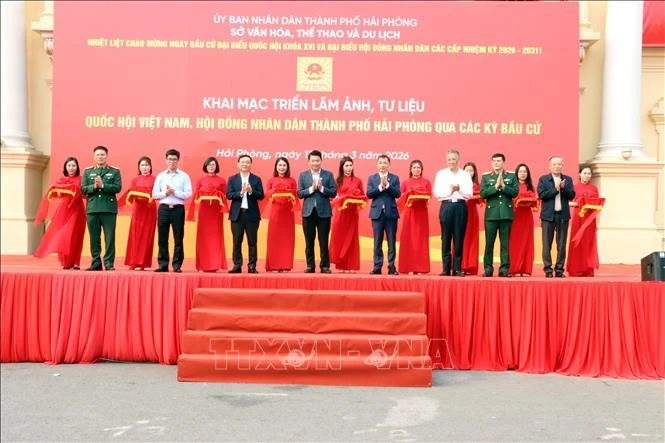 Triển lãm ‘Quốc hội Việt Nam, Hội đồng nhân dân thành phố Hải Phòng qua các kỳ bầu cử’ Triển lãm ‘Quốc hội Việt Nam, Hội đồng nhân dân thành phố Hải Phòng qua các kỳ bầu cử’