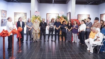 Triển lãm "Cùng một chặng đường" tôn vinh hành trình sáng tạo của hai họa sĩ gạo cội