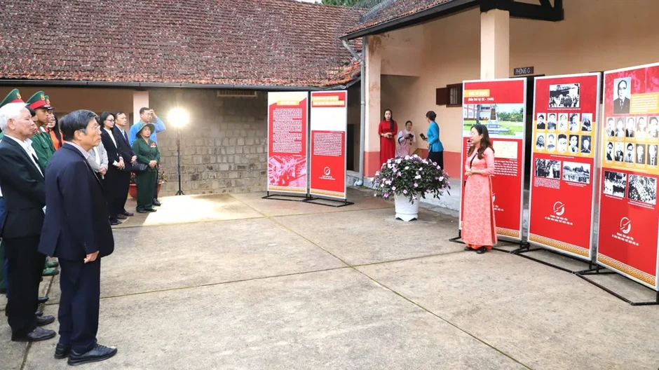 Triển lãm về truyền thống yêu nước từ Hội An đến Đà Lạt