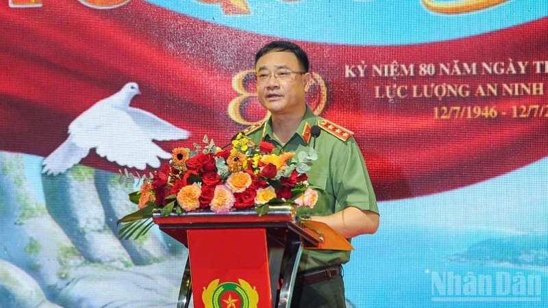 Tưng bừng khai mạc chuỗi sự kiện chương trình Gala "Tổ quốc bình yên"