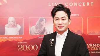 Tùng Dương mở công ty riêng sản xuất concert ở sân vận động