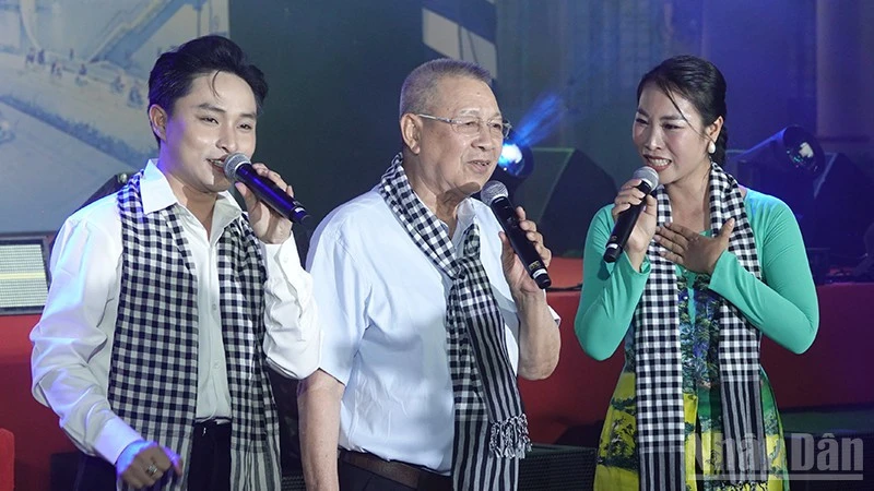 Văn nghệ sĩ Thành phố Hồ Chí Minh tổ chức đêm nhạc Ký ức vùng biên Văn nghệ sĩ Thành phố Hồ Chí Minh tổ chức đêm nhạc Ký ức vùng biên
