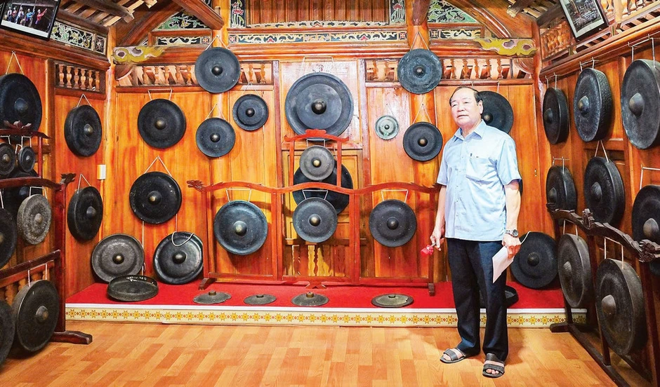 Vang vọng chiêng Mường Vang vọng chiêng Mường