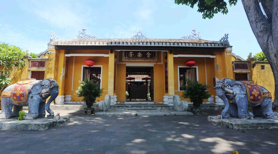 Vật thiêng của làng: Chứng nhân của phố Hội Vật thiêng của làng: Chứng nhân của phố Hội