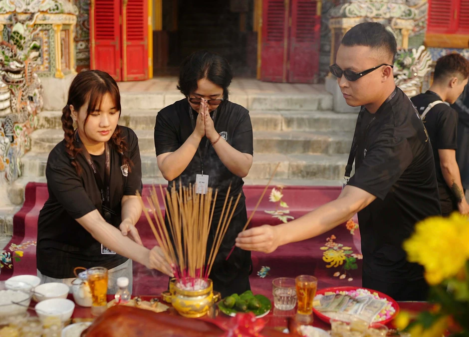 Vén màn 10 năm sống trong Cấm thành của Hoàng hậu Nam Phương Vén màn 10 năm sống trong Cấm thành của Hoàng hậu Nam Phương