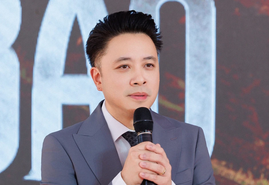 Victor Vũ nhảy vào cuộc đua phim lịch sử
