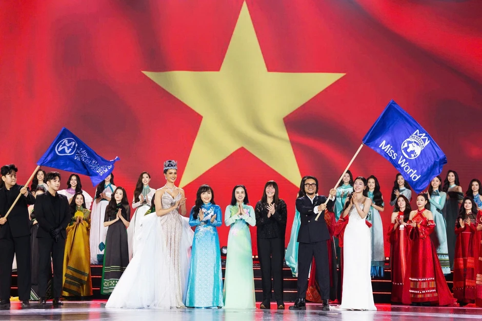 Việt Nam đăng cai Hoa hậu Thế giới 2026: Cơ hội vàng hay ván cờ mạo hiểm?