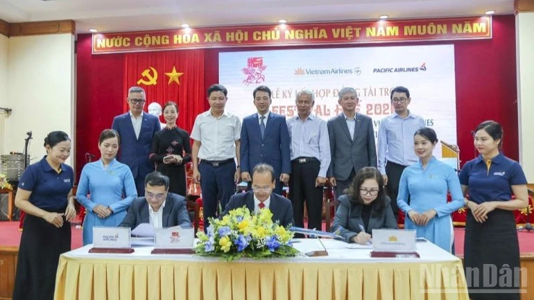 Vietnam Airlines và Pacific Airlines là “Nhà vận chuyển chính thức” của Festival Huế 2026
