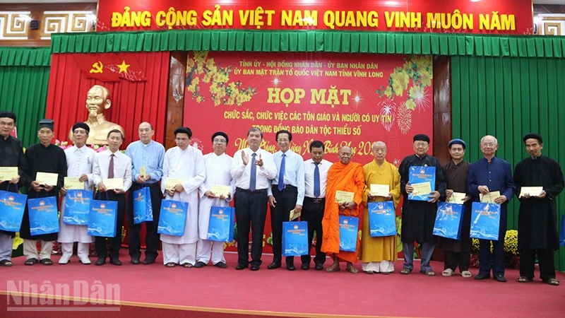 Vĩnh Long gìn giữ, phát huy giá trị văn hóa dân tộc Vĩnh Long gìn giữ, phát huy giá trị văn hóa dân tộc